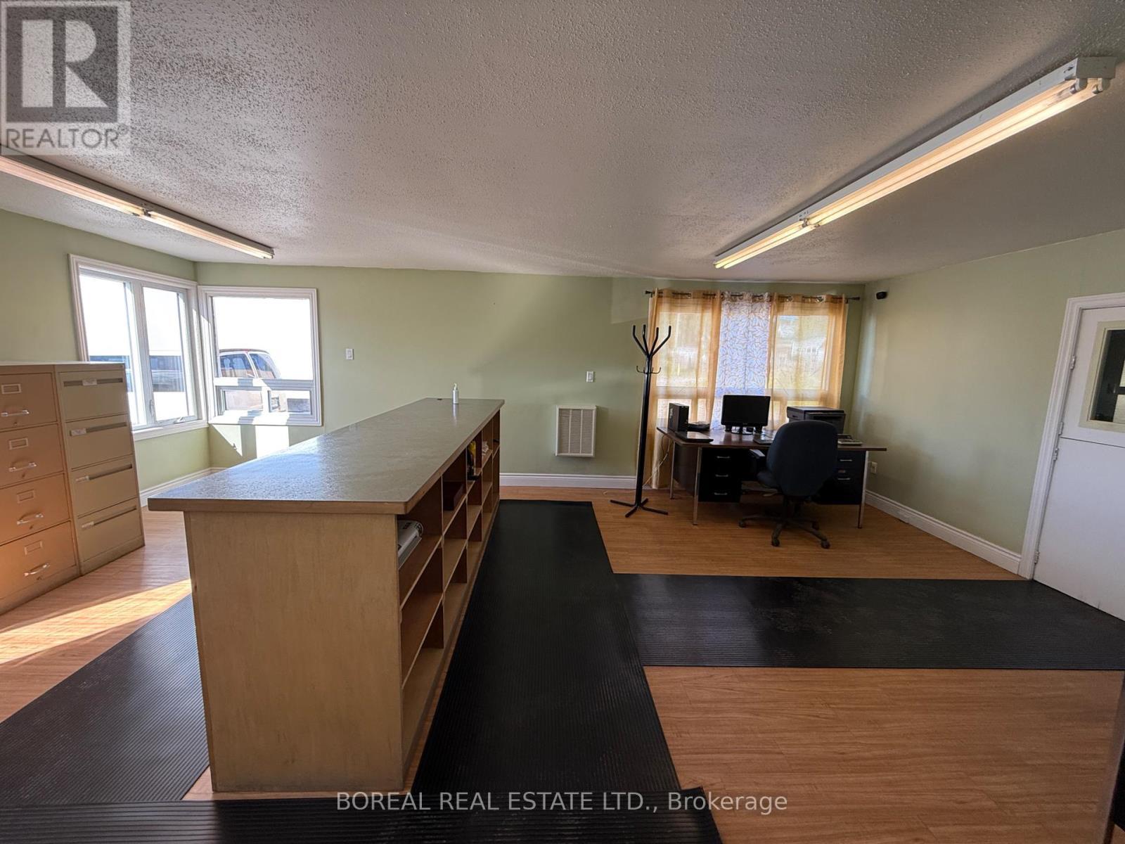 288 First Avenue, Cochrane, ON