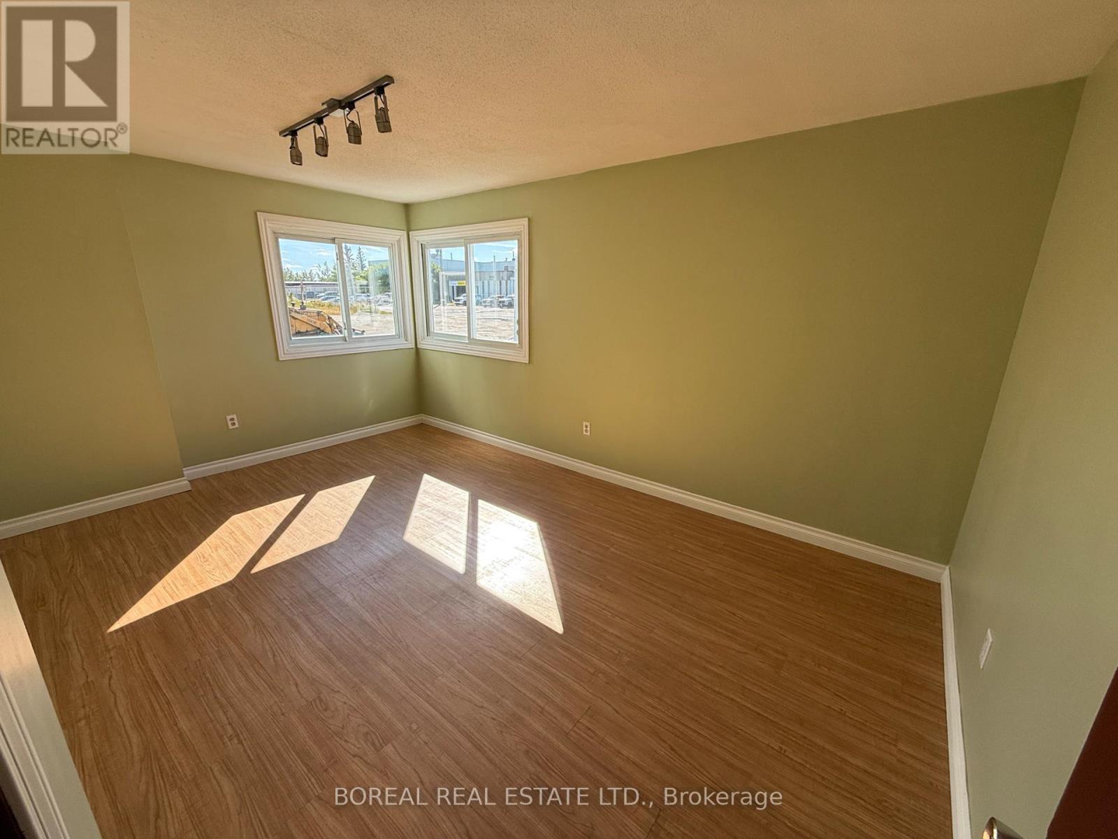 288 First Avenue, Cochrane, ON