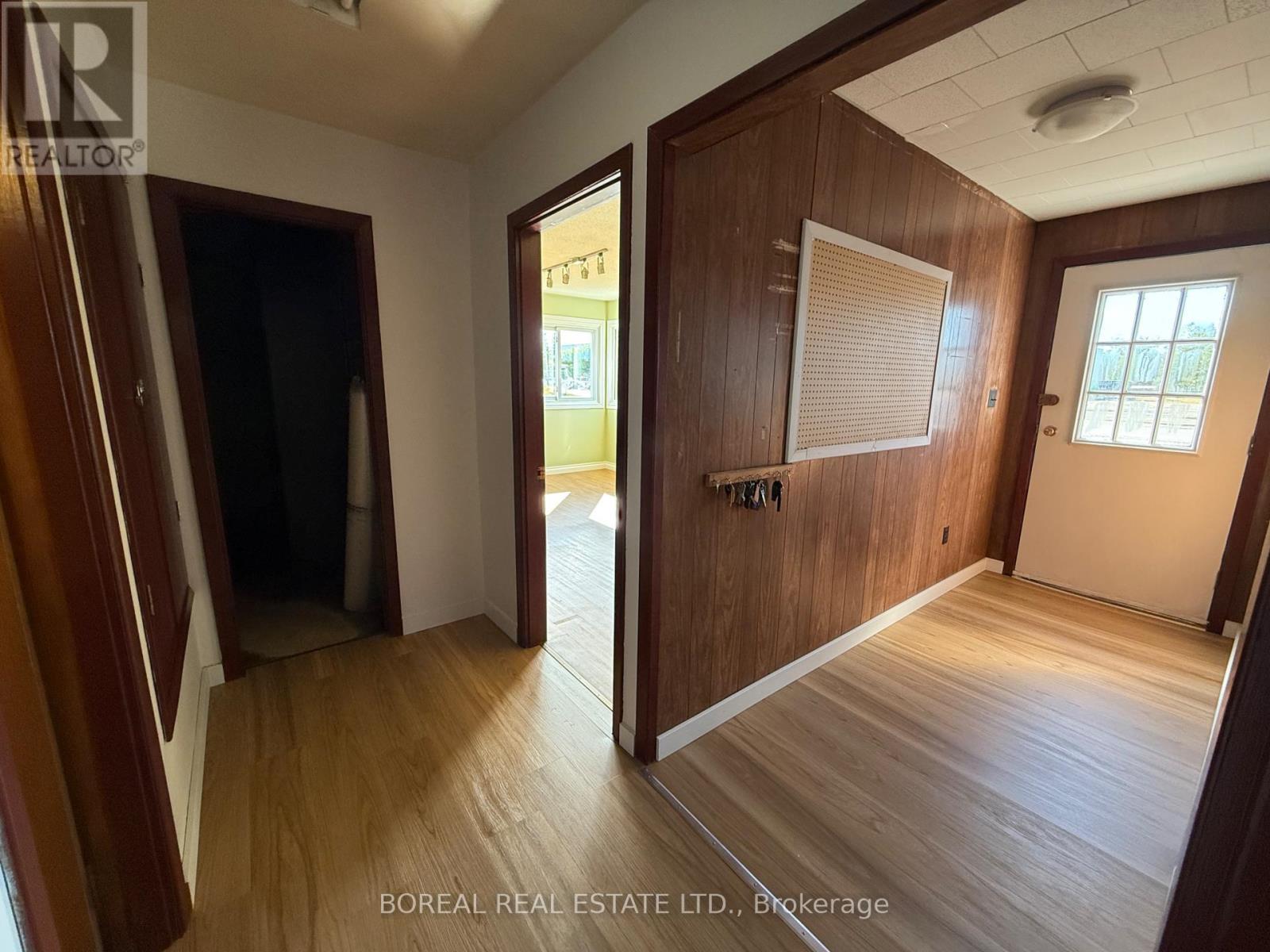 288 First Avenue, Cochrane, ON