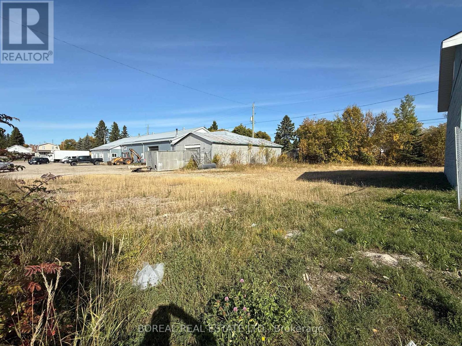 288 First Avenue, Cochrane, ON