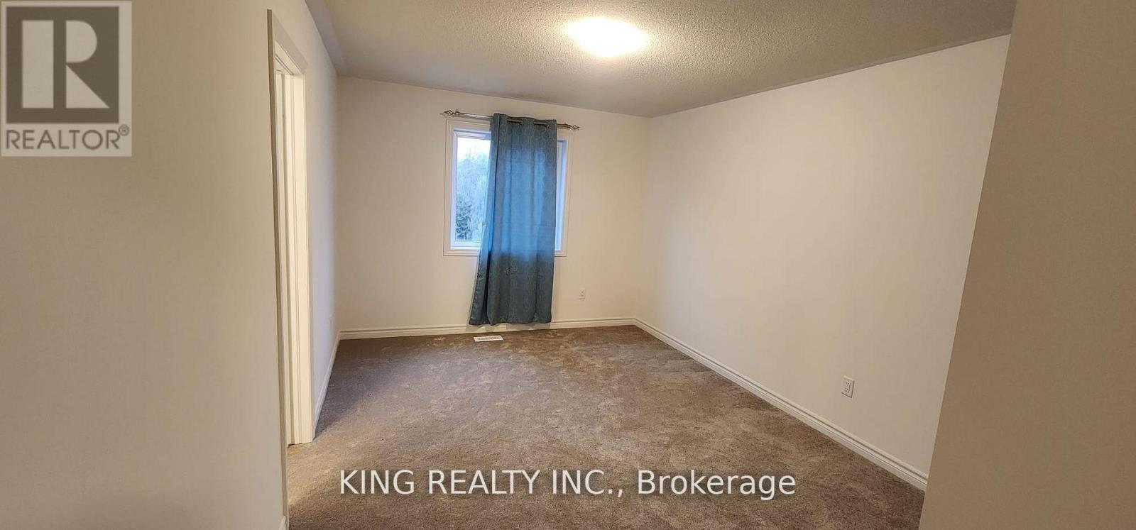 373 Russell Street, Southgate, ON - Indoor Photo Showing Other Room