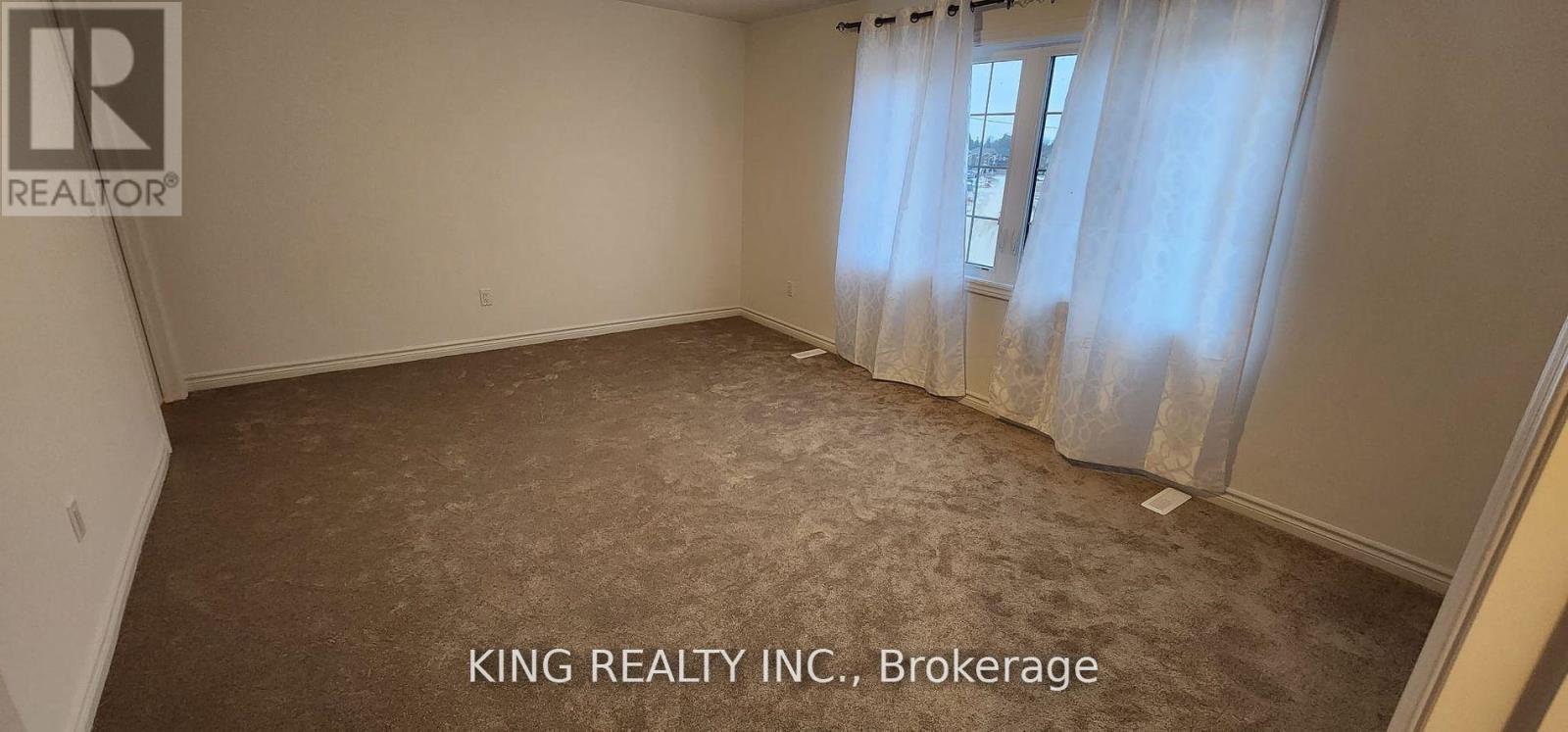 373 Russell Street, Southgate, ON - Indoor Photo Showing Other Room