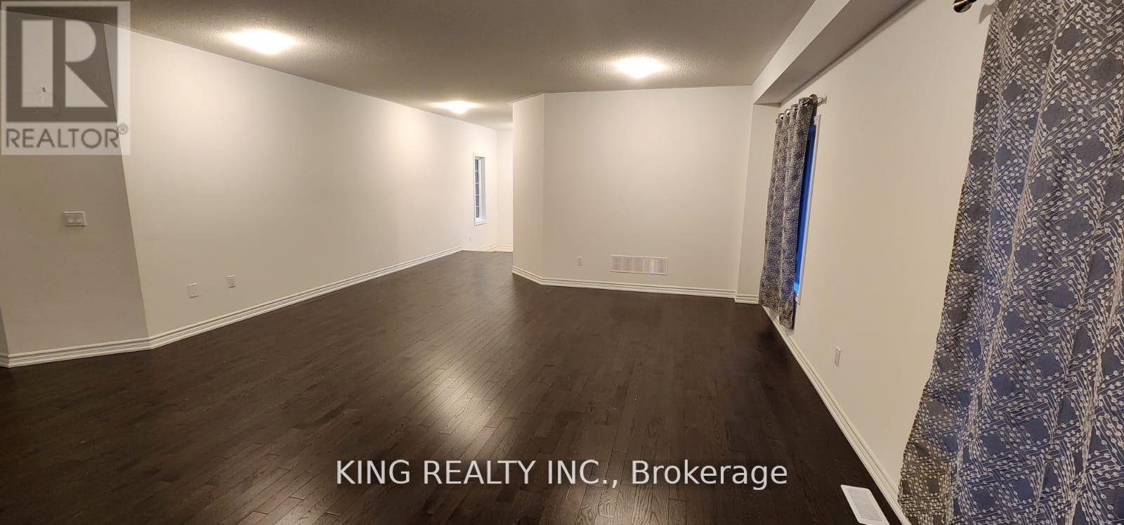 373 Russell Street, Southgate, ON - Indoor Photo Showing Other Room