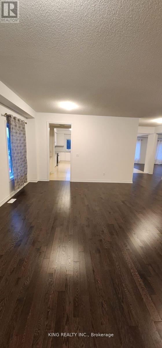 373 Russell Street, Southgate, ON - Indoor Photo Showing Other Room