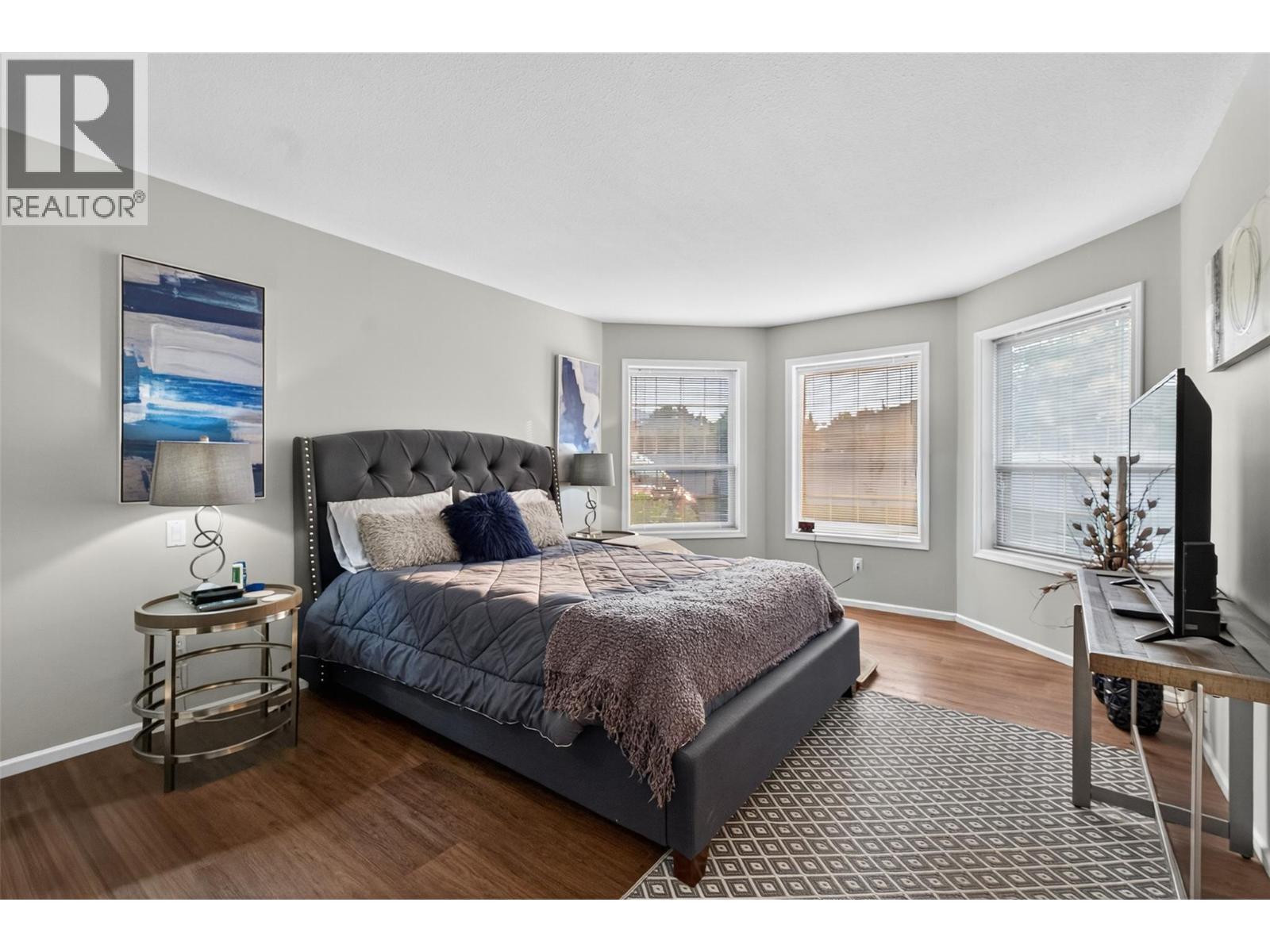 2330 Butt Road Unit# 407, West Kelowna, BC - Indoor Photo Showing Bedroom