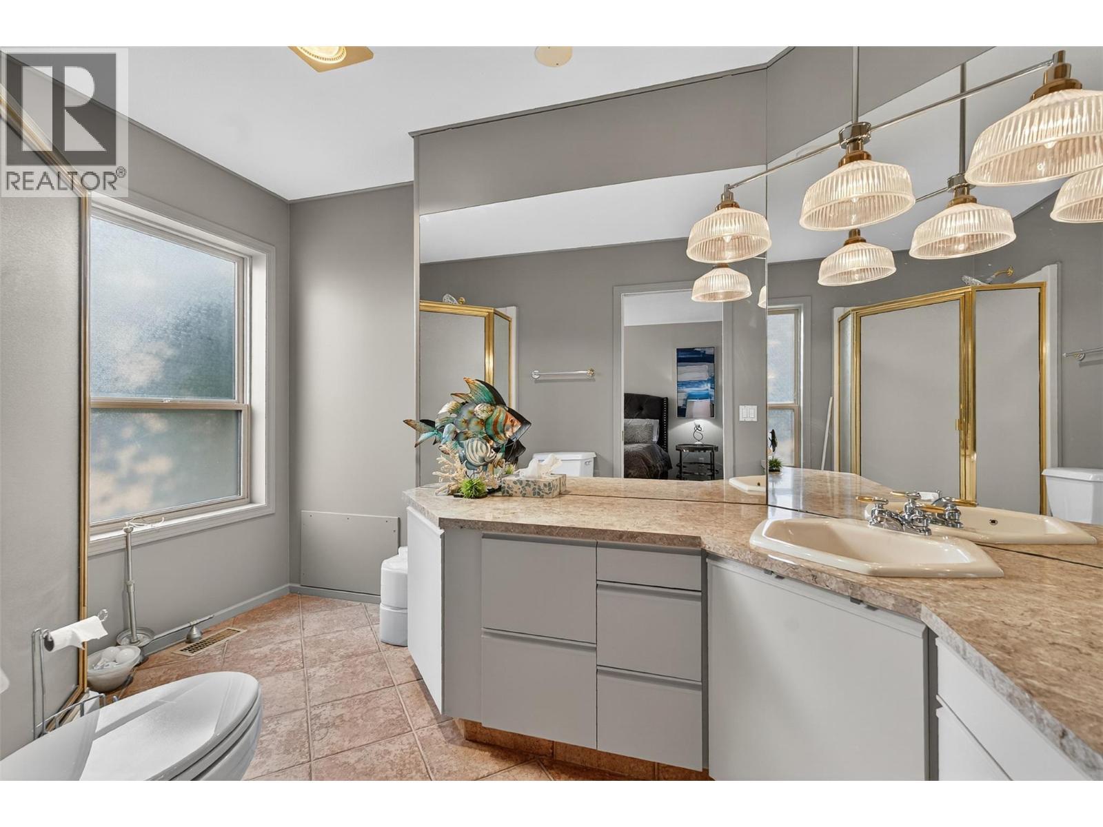 2330 Butt Road Unit# 407, West Kelowna, BC - Indoor Photo Showing Bathroom