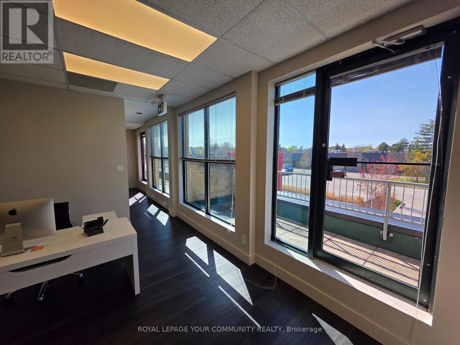 Dr 31-32 - 2155 Dunwin Drive, Mississauga, ON