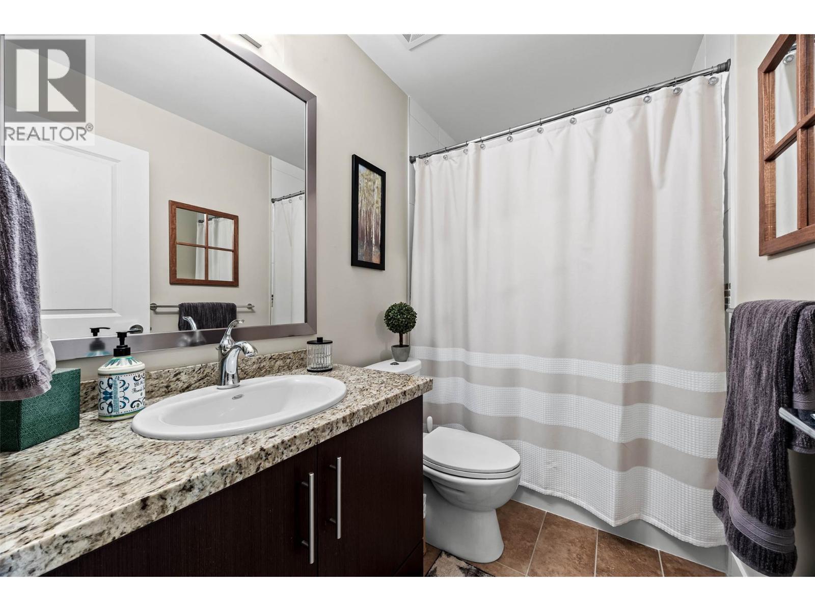 130 Colebrook Road Unit# 36, Kamloops, BC - Indoor Photo Showing Bathroom