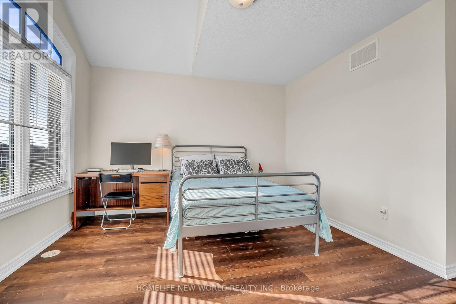 193 Dundas Way, Markham, ON - Indoor Photo Showing Bedroom
