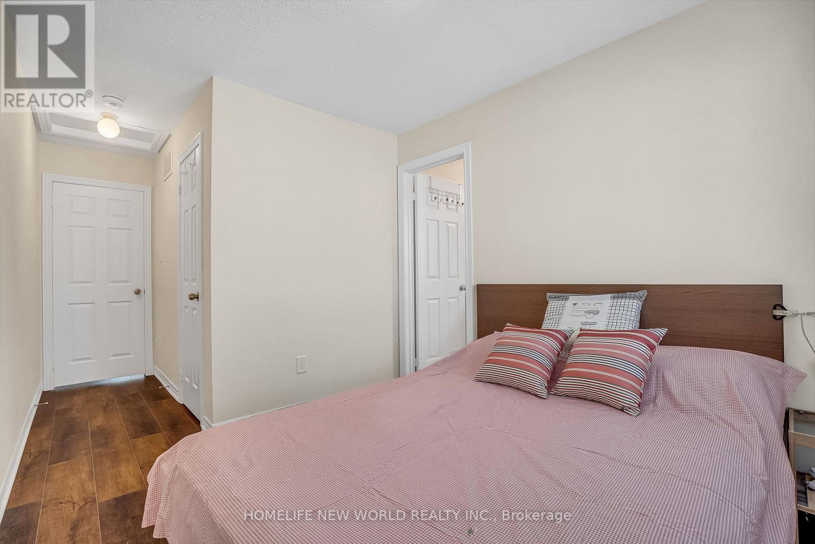 193 Dundas Way, Markham, ON - Indoor Photo Showing Bedroom