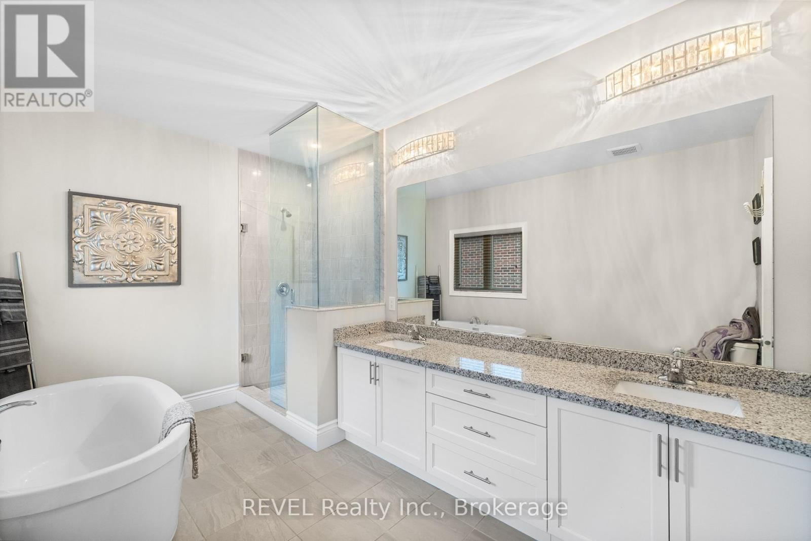 46 Philmori Boulevard, Pelham (Fonthill), ON - Indoor Photo Showing Bathroom