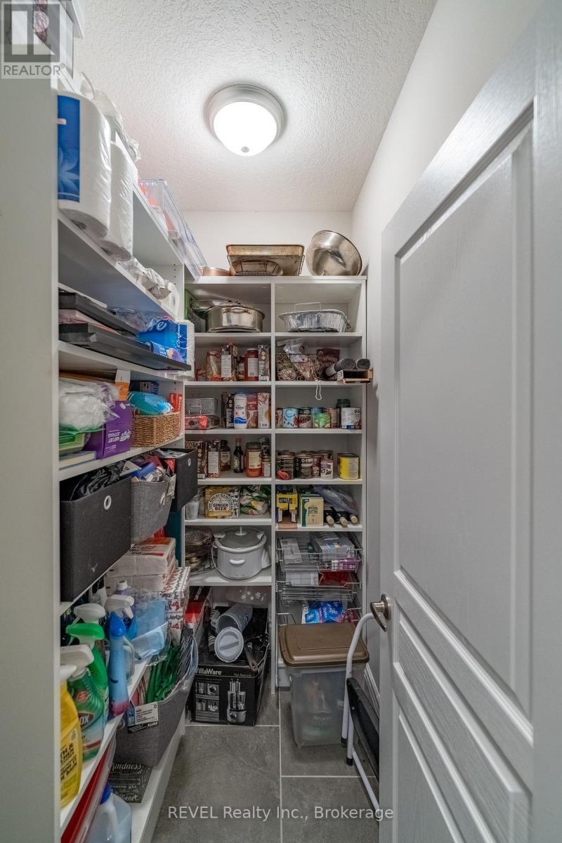 46 Philmori Boulevard, Pelham (Fonthill), ON - Indoor With Storage