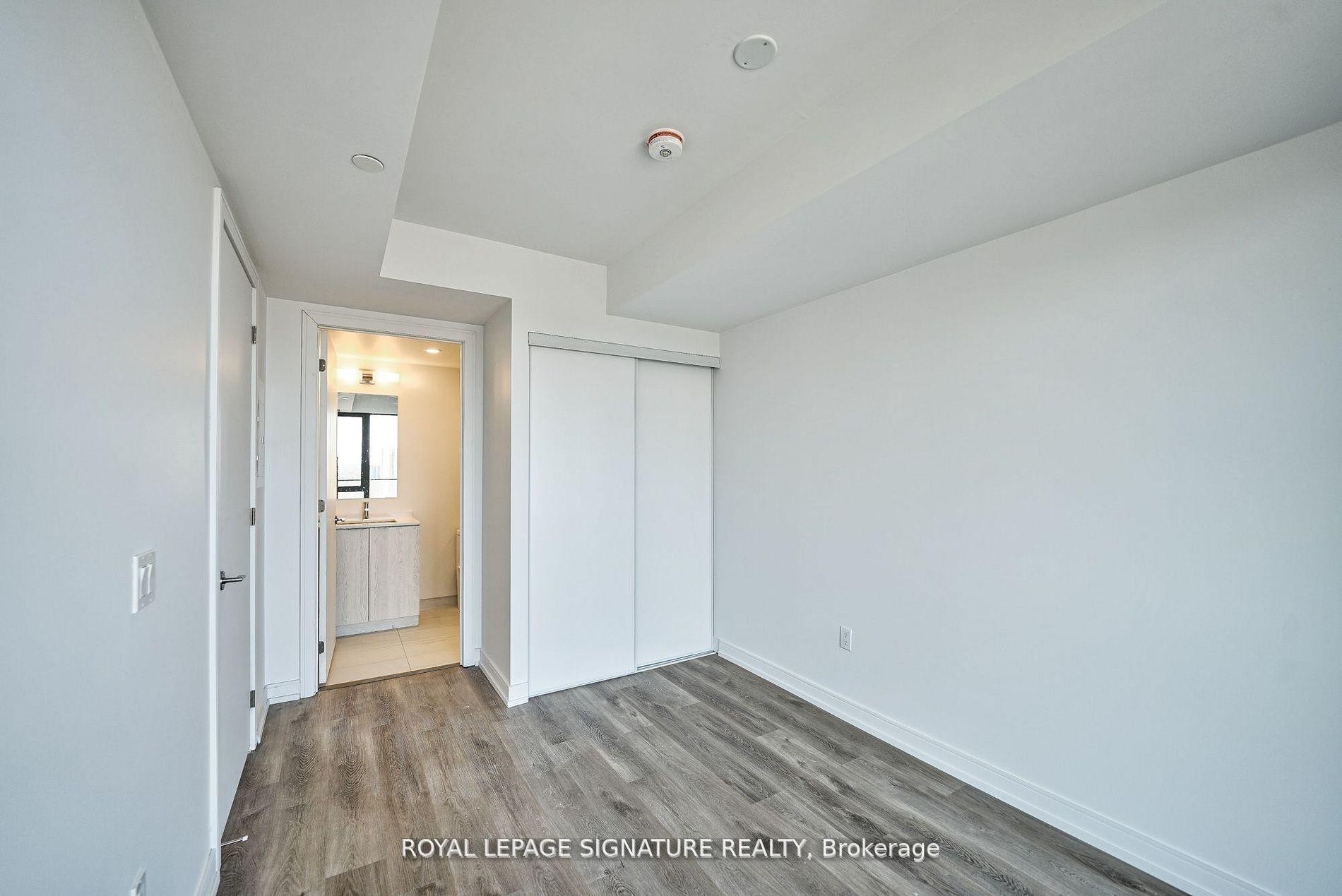 1421-1 Jarvis Street, Hamilton, ON - Indoor Photo Showing Other Room