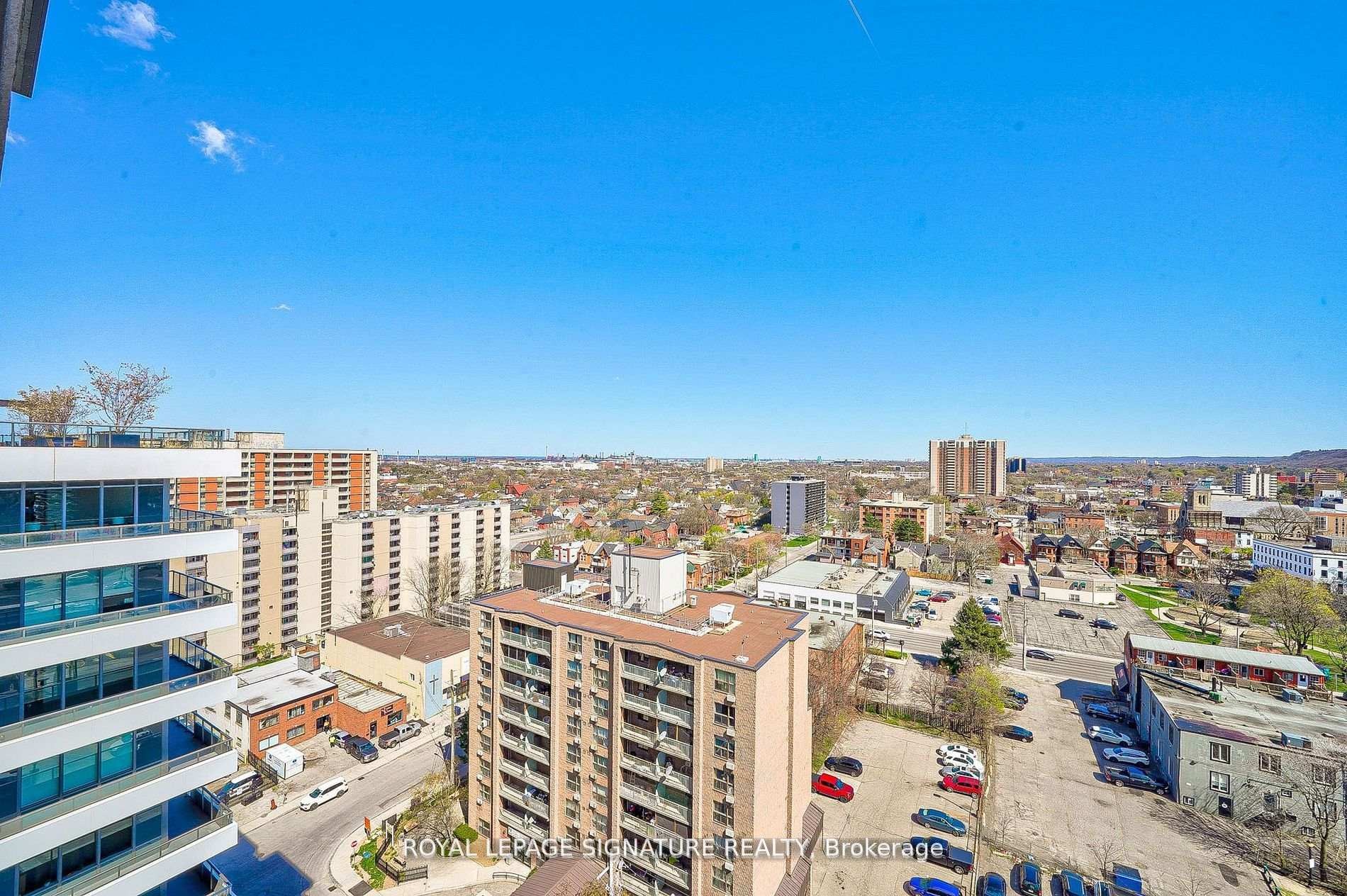 1421-1 Jarvis Street, Hamilton, ON - Outdoor With View