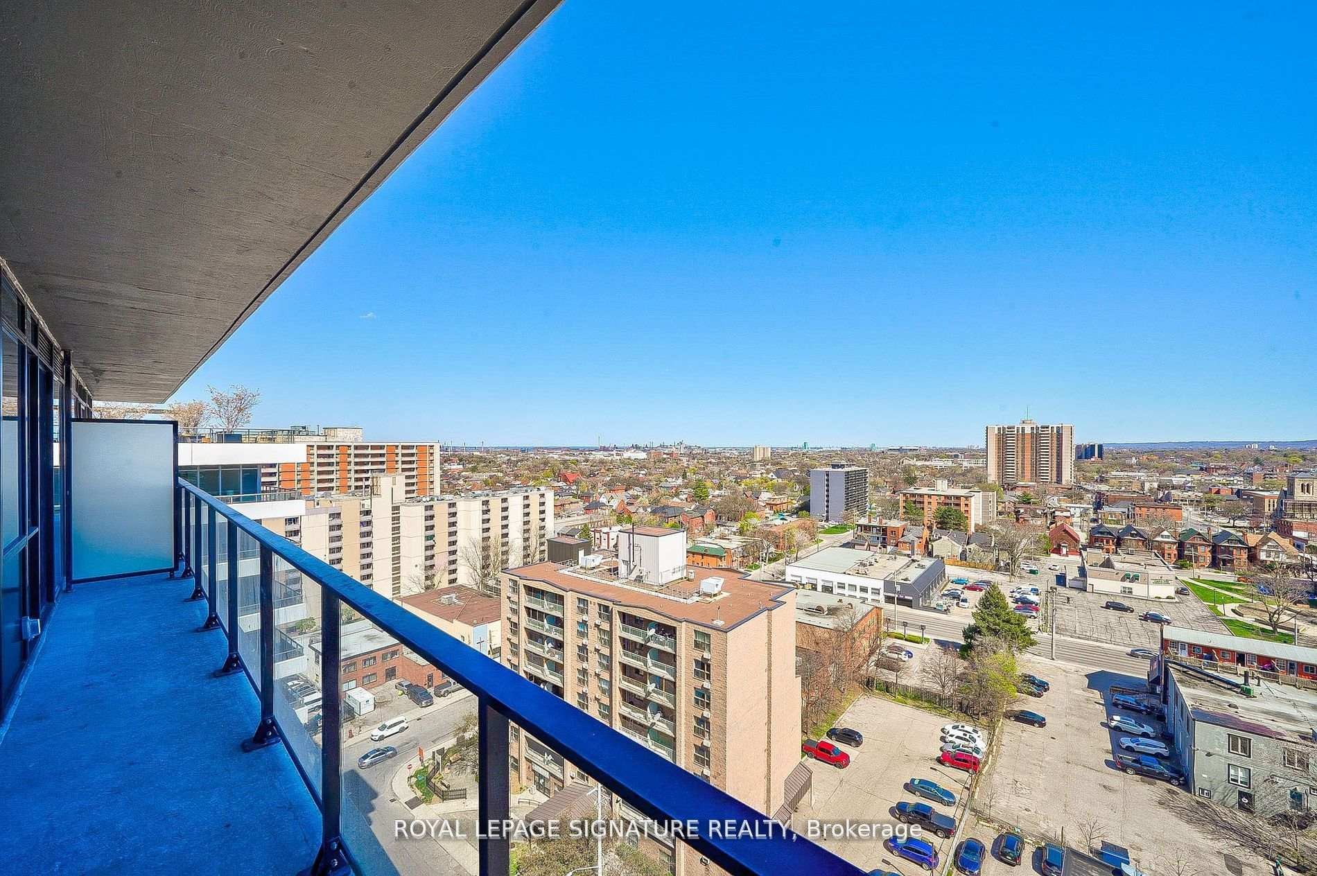 1421-1 Jarvis Street, Hamilton, ON - Outdoor With View