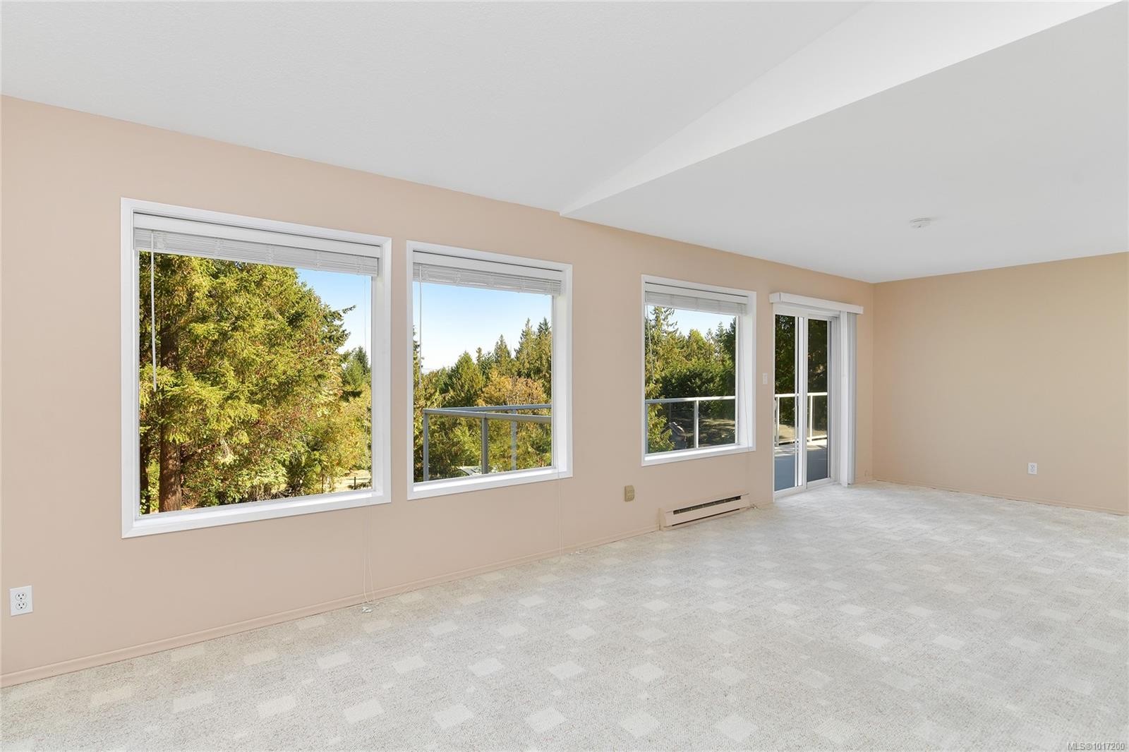 1470 Honeysuckle Pl, North Saanich, BC