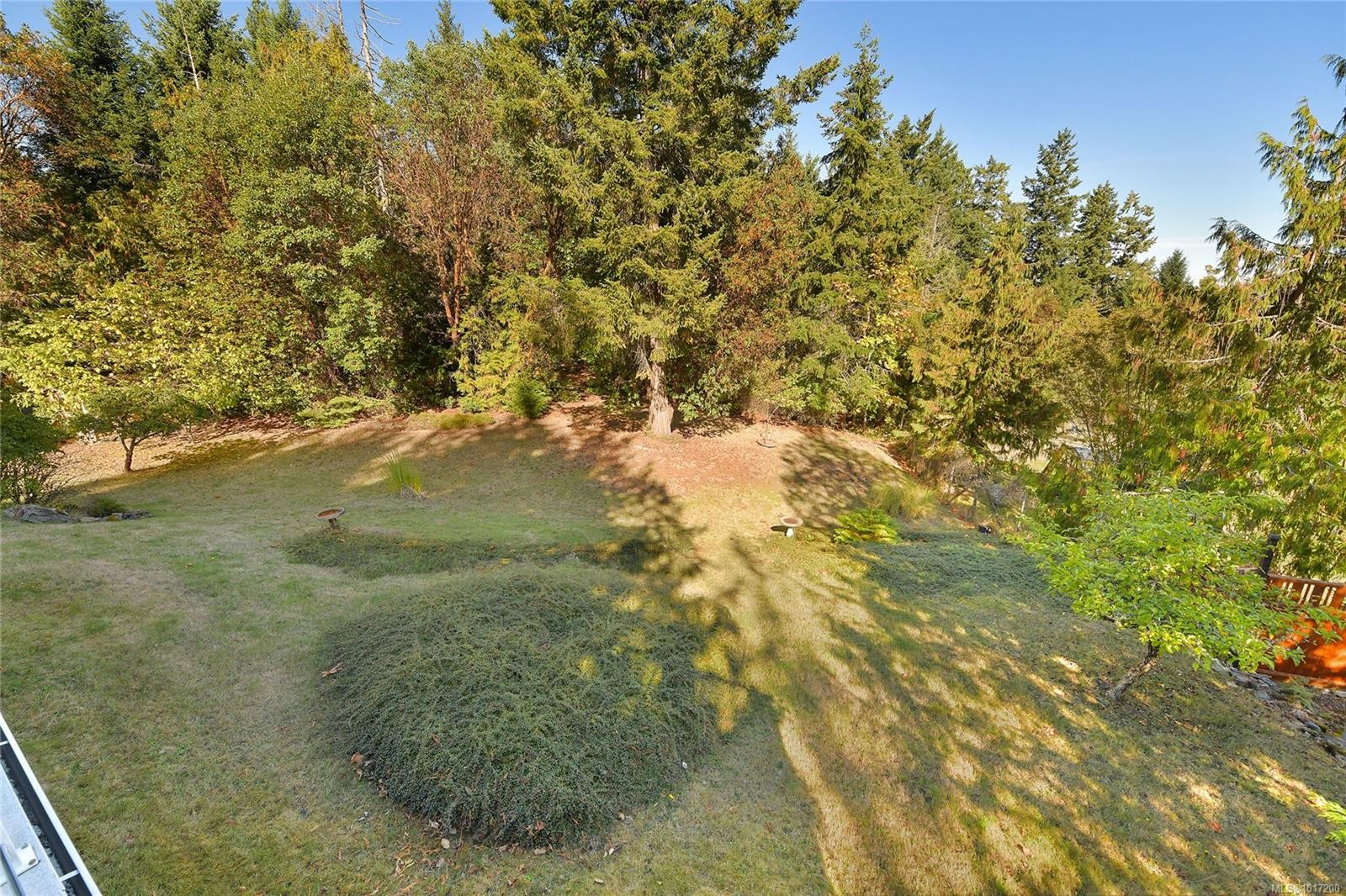 1470 Honeysuckle Pl, North Saanich, BC