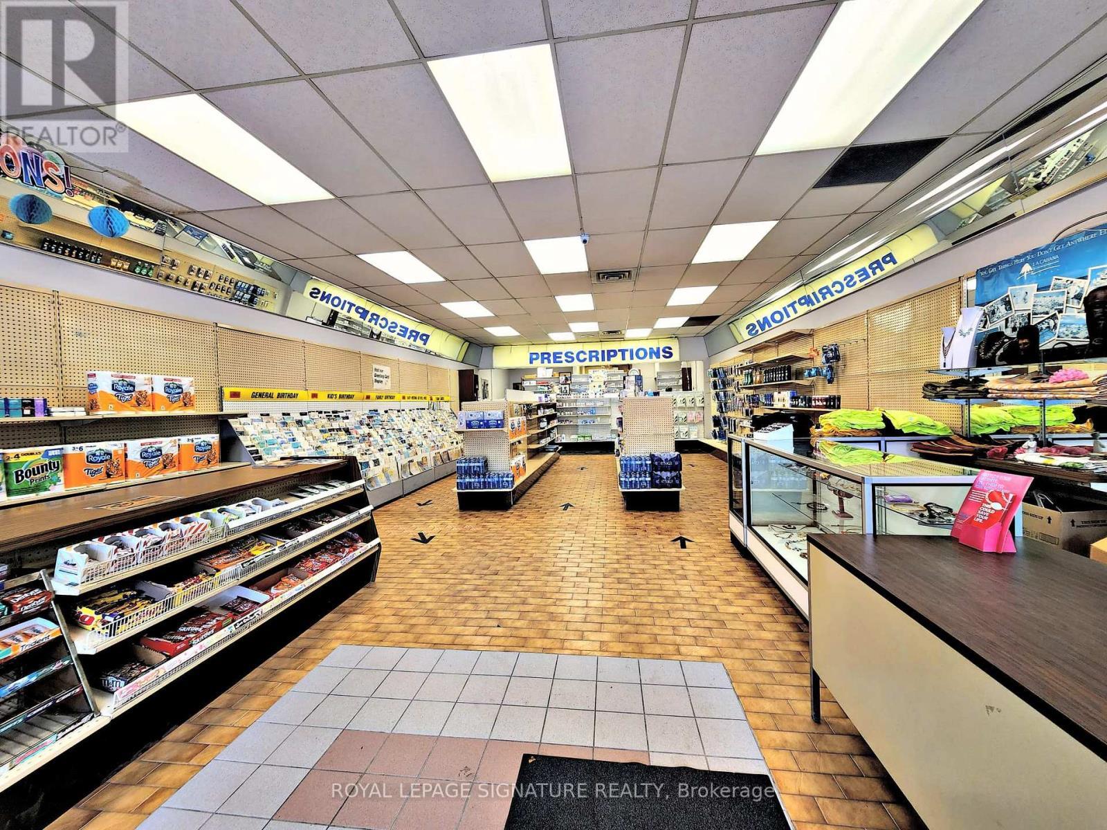 332 Main Street N, Brampton, ON