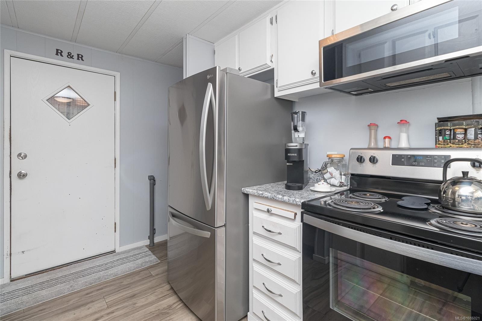 32-1498 Admirals Rd, View Royal, BC