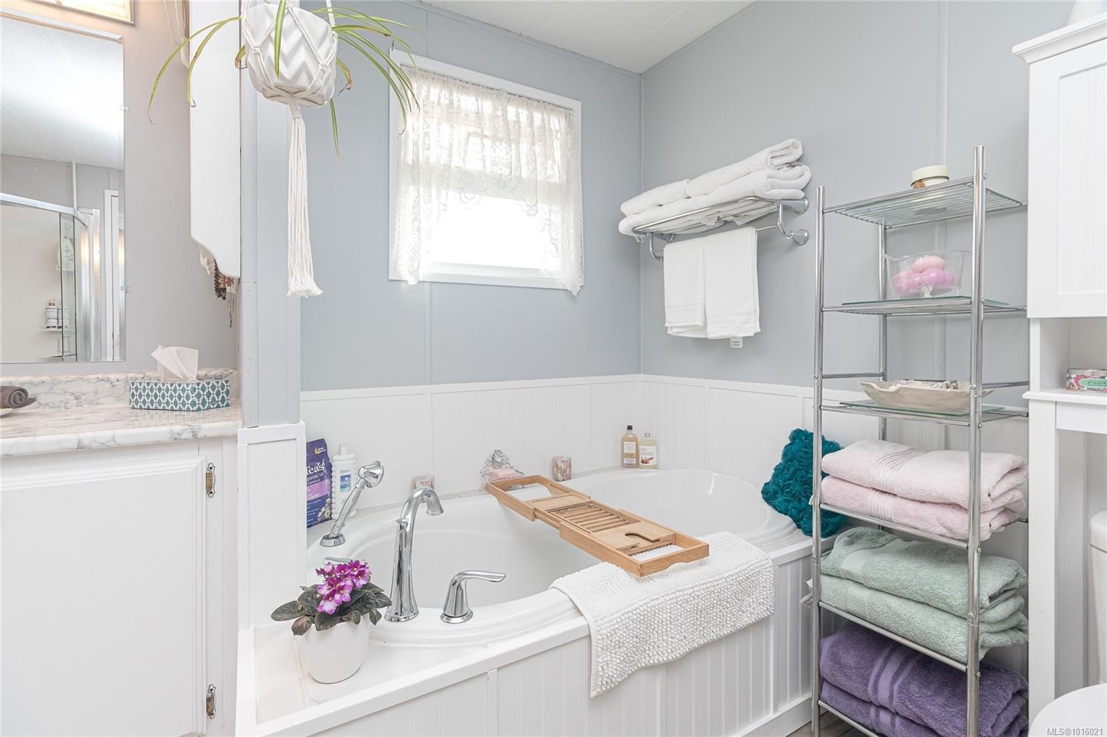 32-1498 Admirals Rd, View Royal, BC