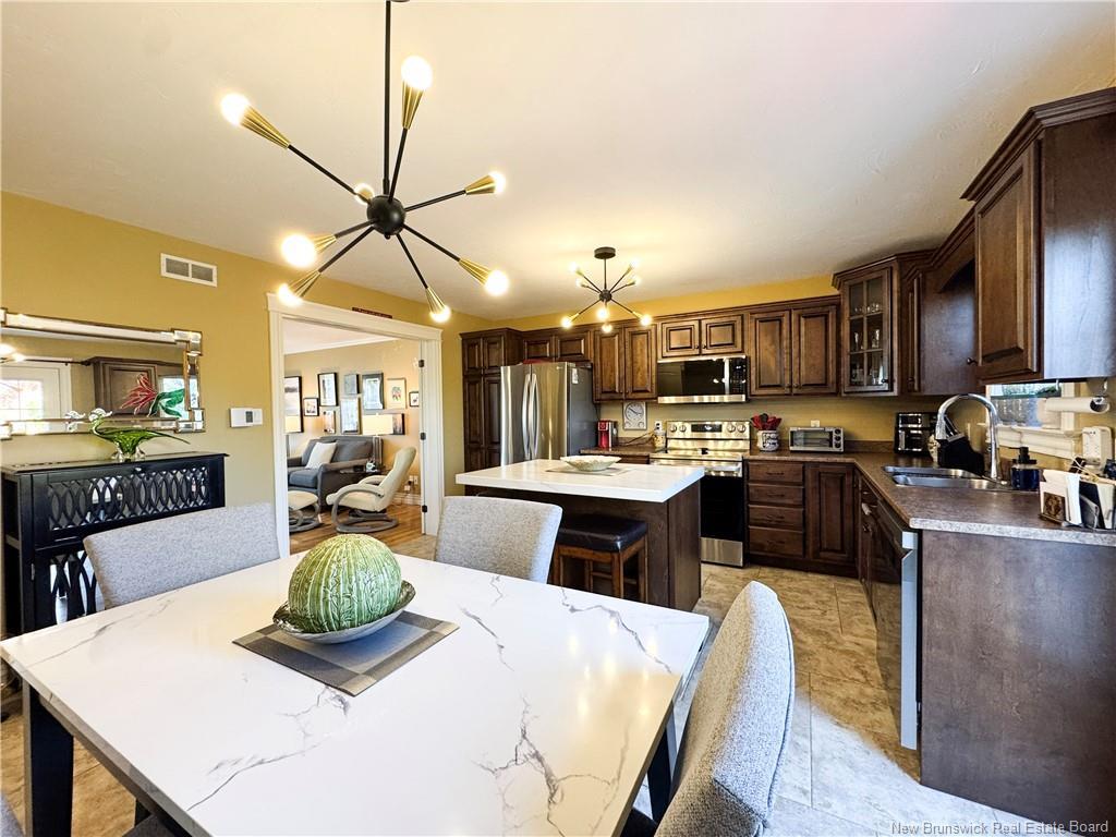 110 Madrid St, Riverview, NB