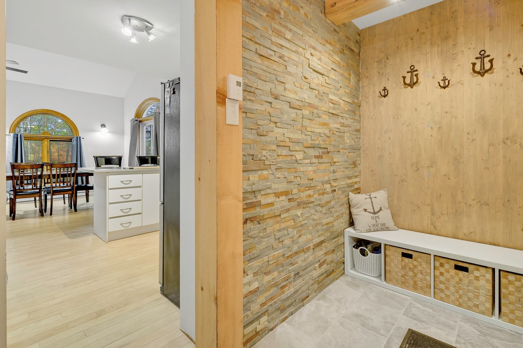 Mud Room - 870A Rue De L'Olympiade, Sainte-Adèle, QC - Indoor Photo Showing Other Room