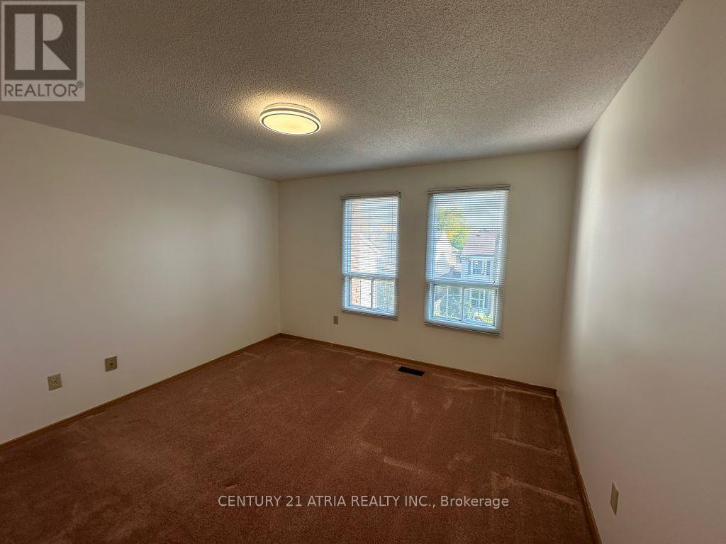 85 Sandyhook Square, Toronto, ON - Indoor Photo Showing Other Room