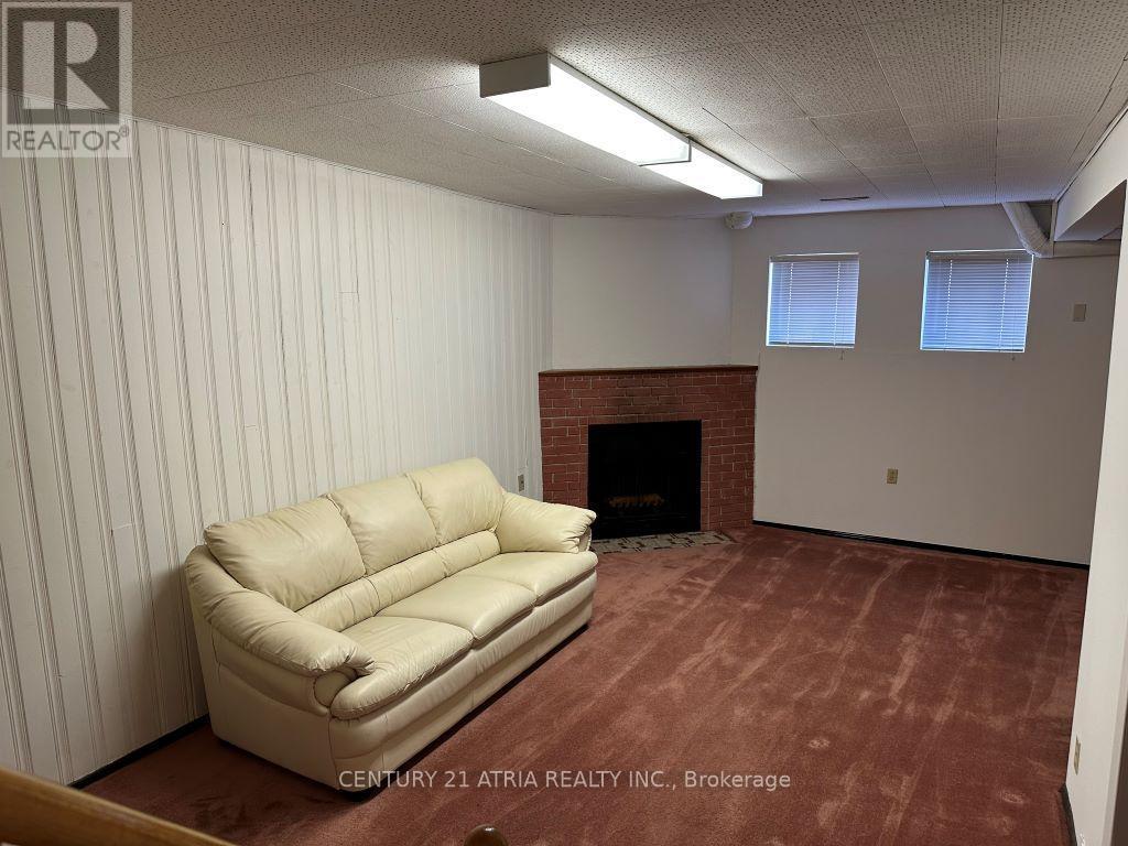 85 Sandyhook Square, Toronto, ON - Indoor