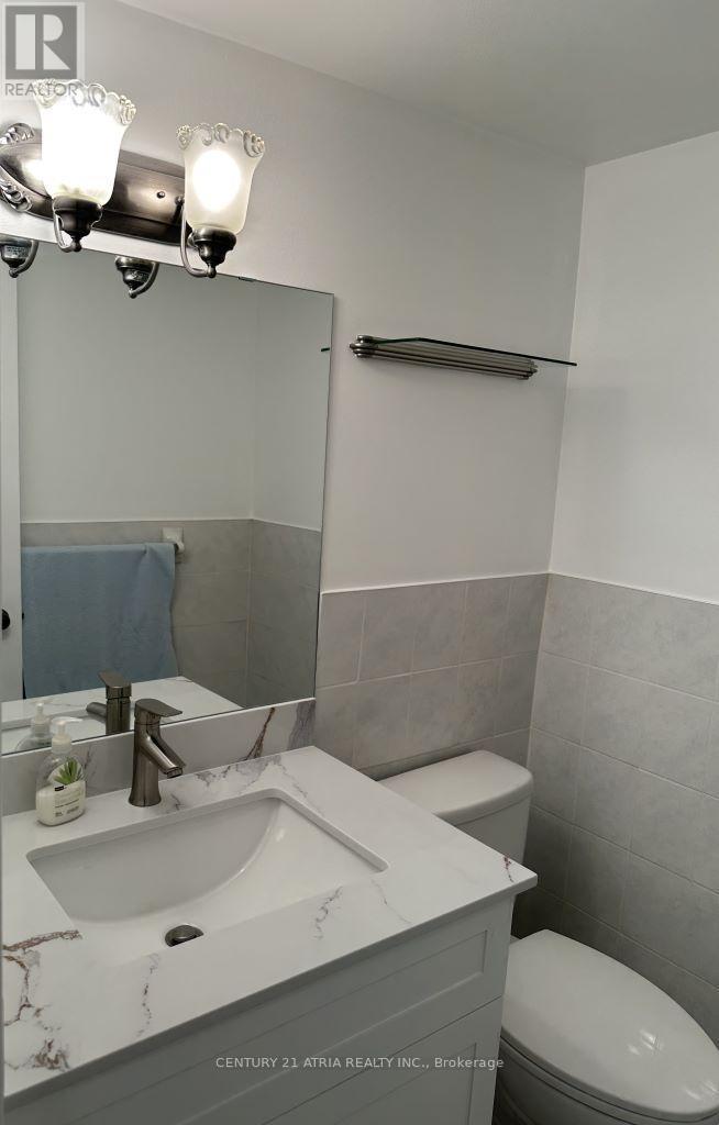 85 Sandyhook Square, Toronto, ON - Indoor Photo Showing Bathroom