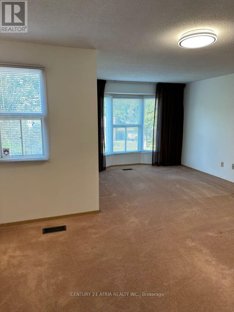 85 Sandyhook Square, Toronto, ON - Indoor Photo Showing Other Room