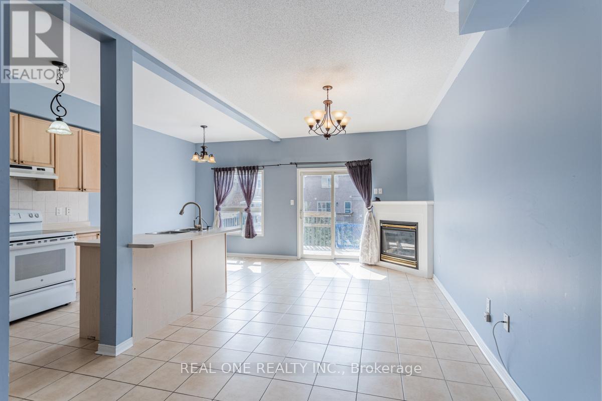 Upper - 24 Coast Avenue, Vaughan, ON - Indoor Photo Showing Kitchen