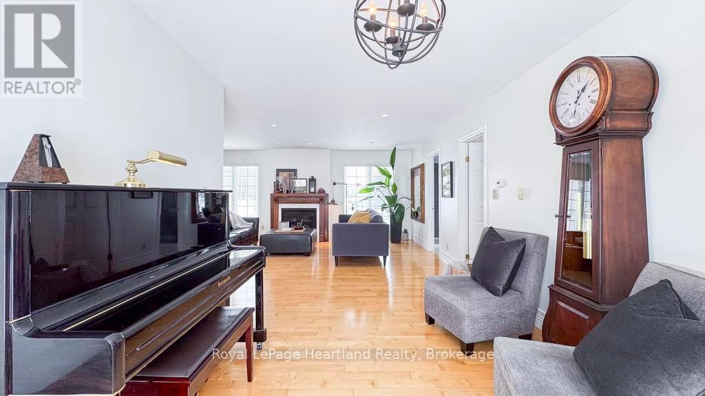 81572 Lucknow Line, Ashfield-Colborne-Wawanosh (Colborne), ON