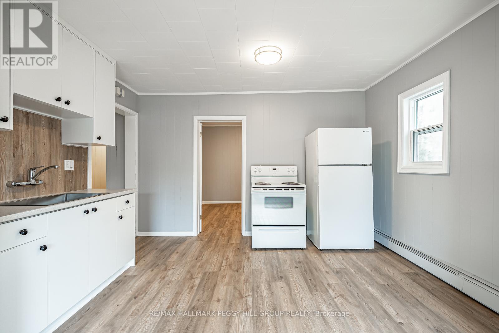 30 Queen Street W, Springwater, ON