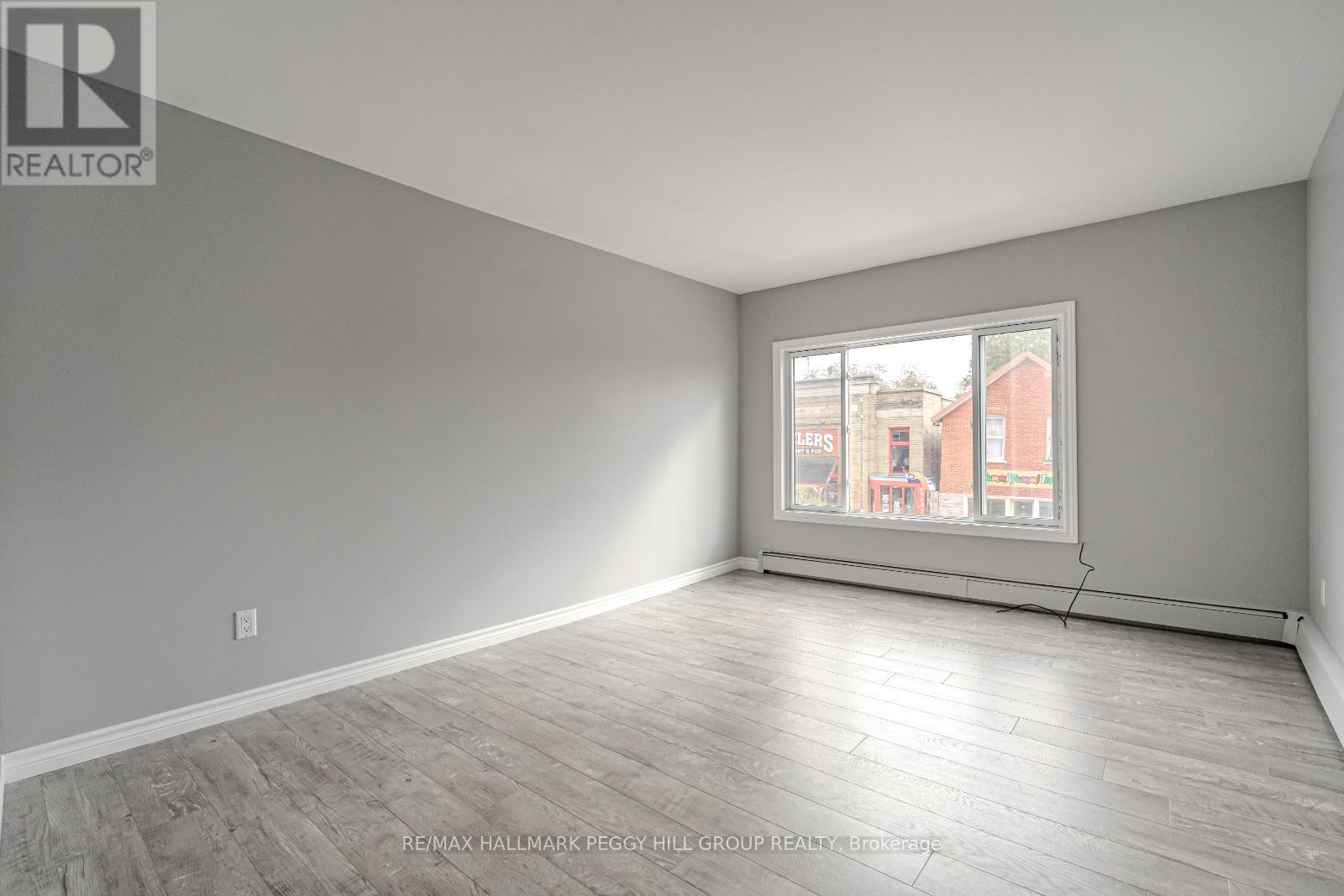 30 Queen Street W, Springwater, ON