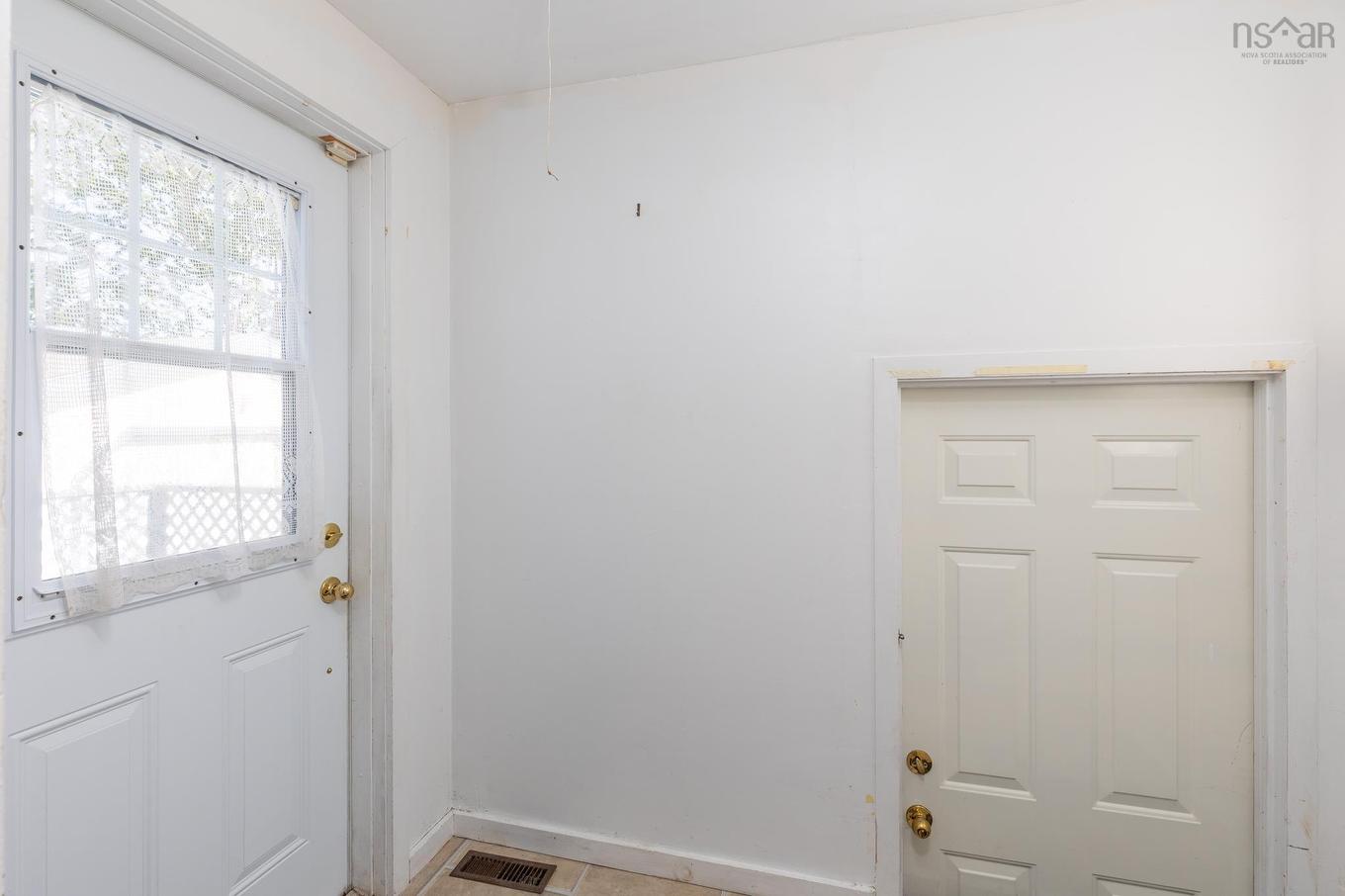 120 Parade Street, Yarmouth, NS