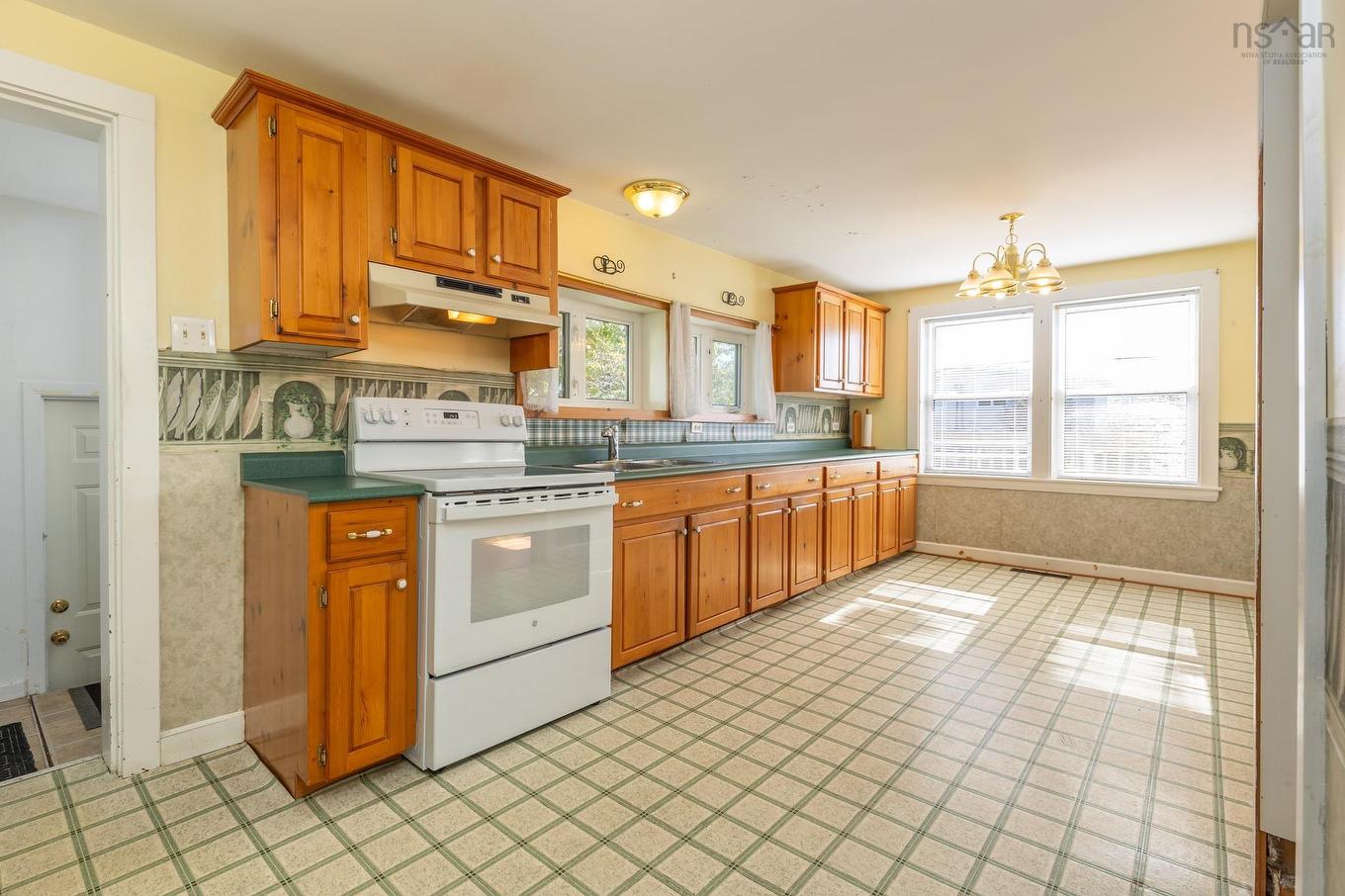 120 Parade Street, Yarmouth, NS