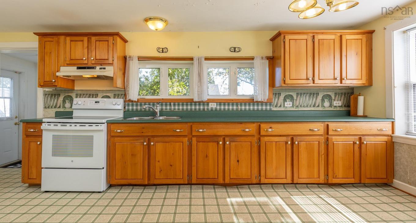 120 Parade Street, Yarmouth, NS