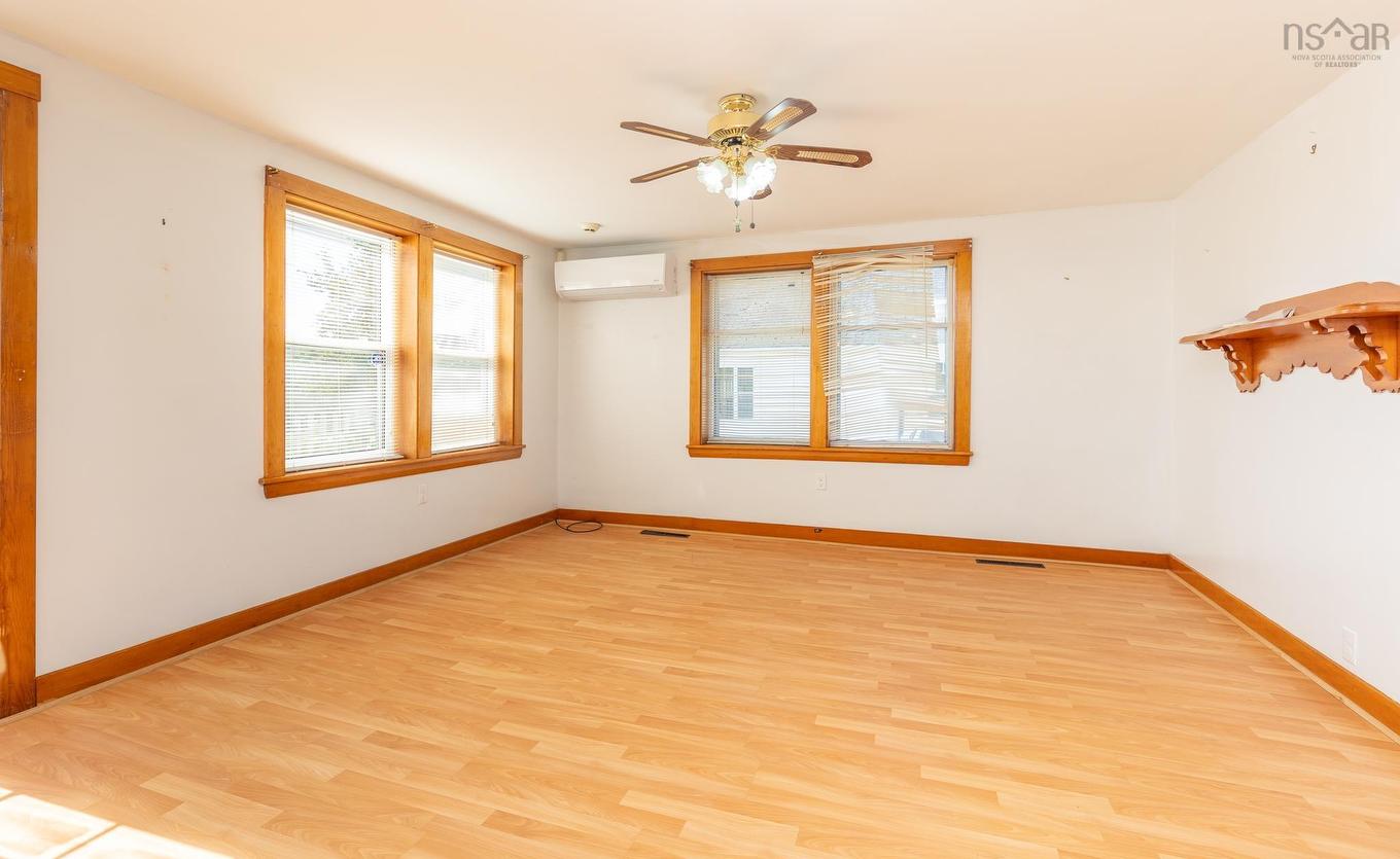 120 Parade Street, Yarmouth, NS