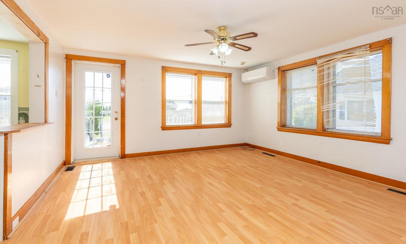 120 Parade Street, Yarmouth, NS