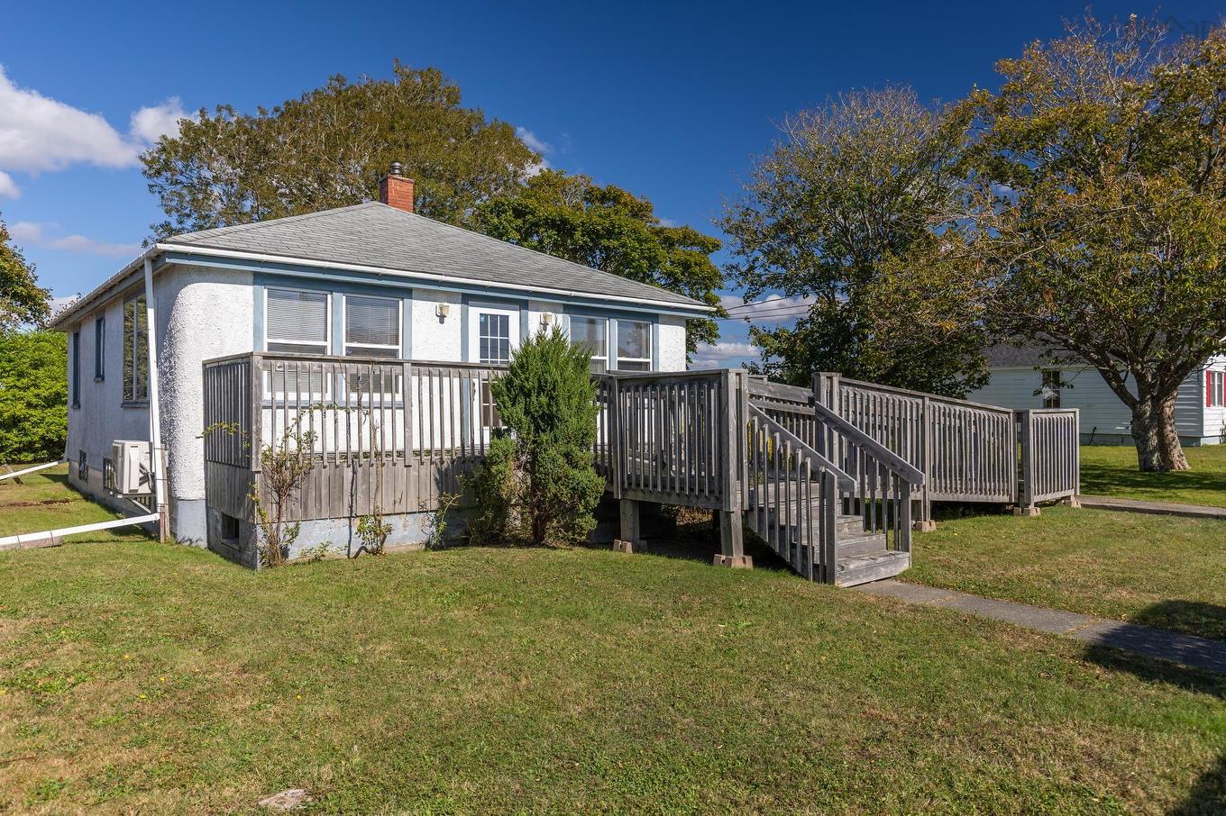 120 Parade Street, Yarmouth, NS