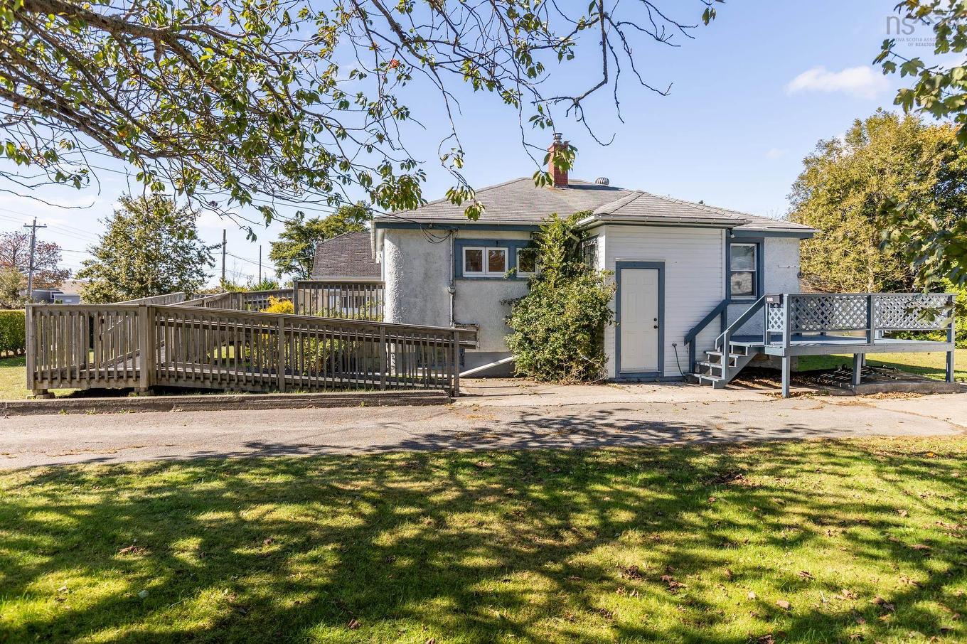 120 Parade Street, Yarmouth, NS