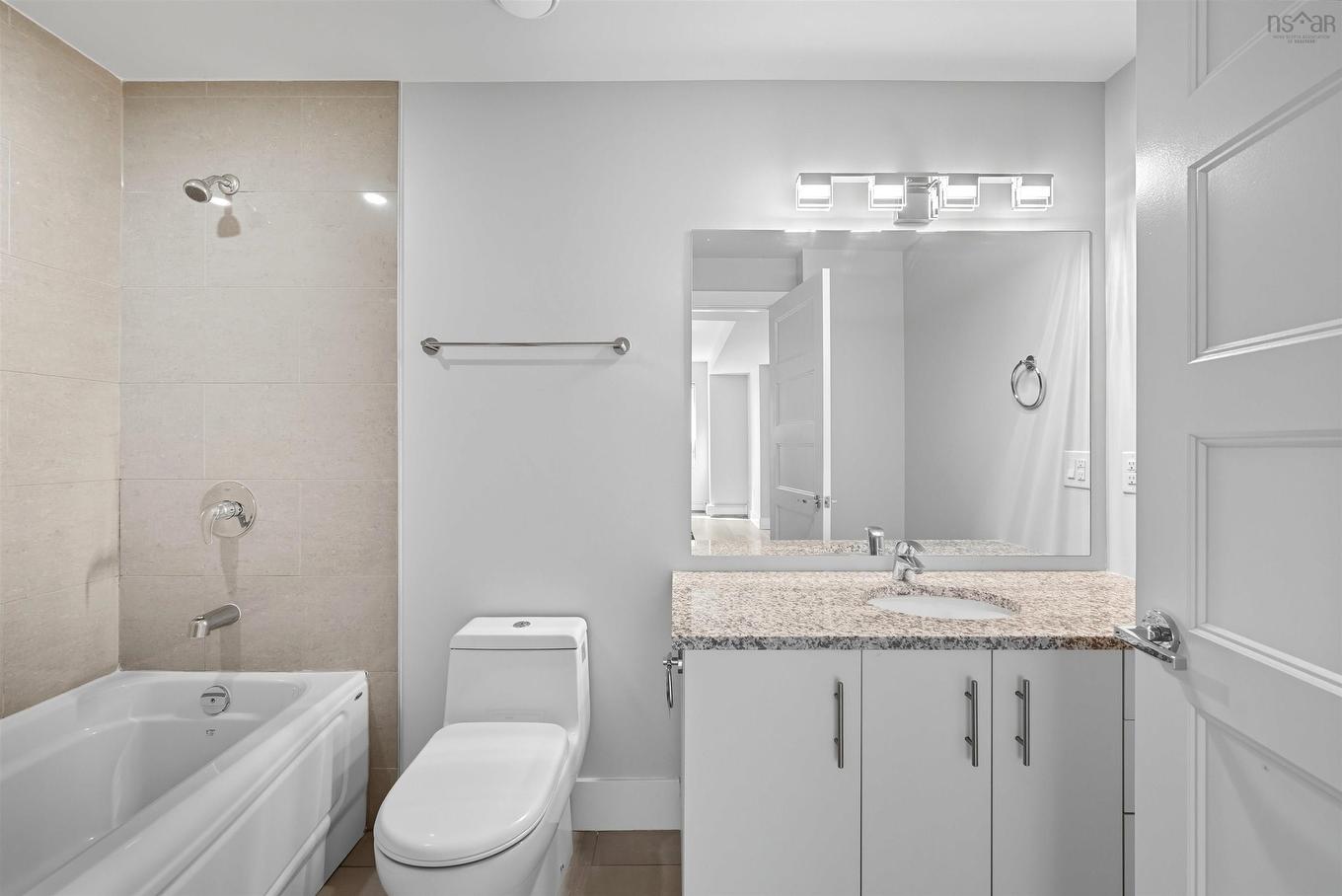 502 15 Kings Wharf Place, Dartmouth, NS