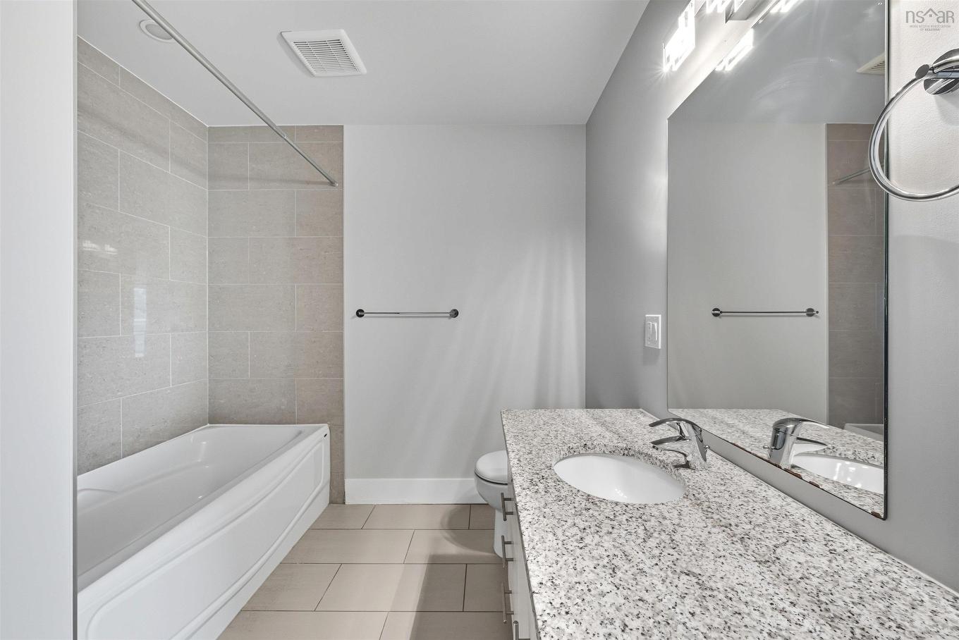 502 15 Kings Wharf Place, Dartmouth, NS