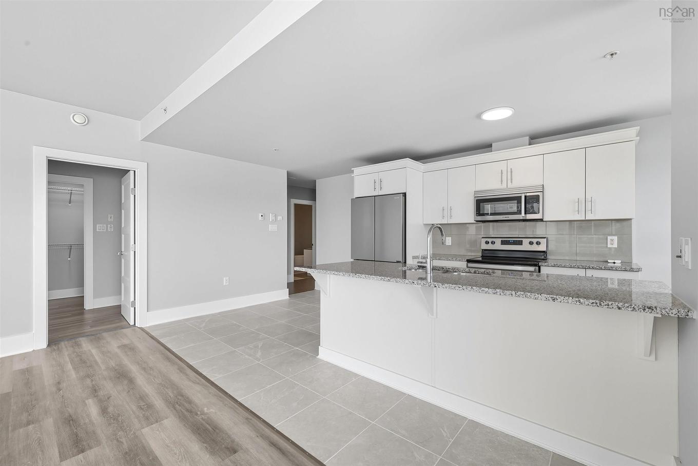 502 15 Kings Wharf Place, Dartmouth, NS