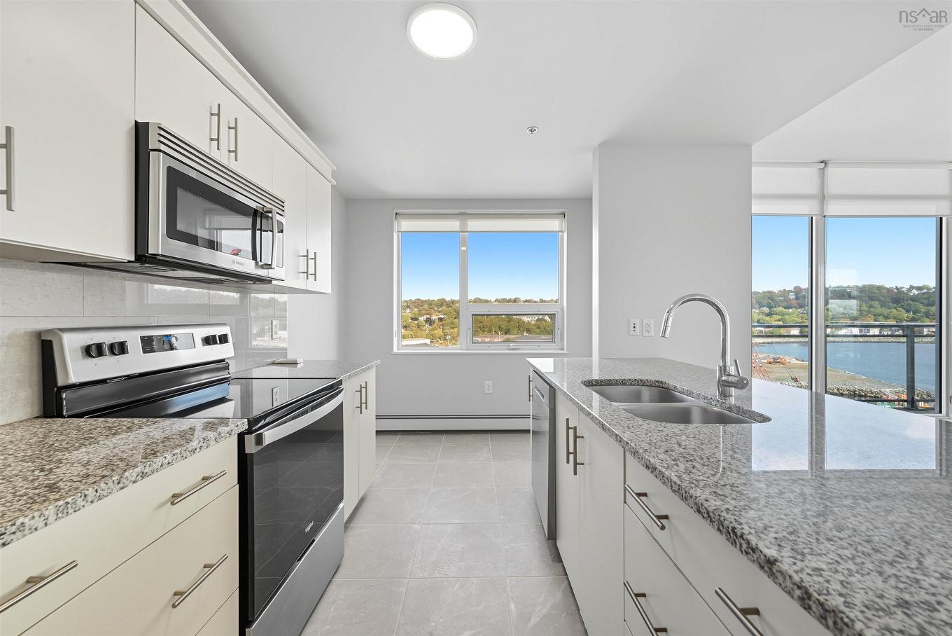 502 15 Kings Wharf Place, Dartmouth, NS