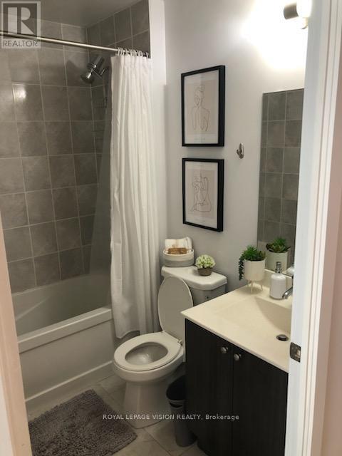 517 - 68 Merton Street, Toronto, ON - Indoor Photo Showing Bathroom