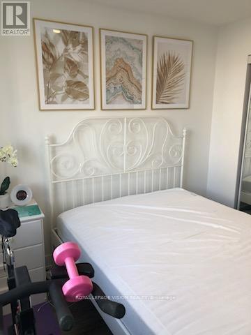 517 - 68 Merton Street, Toronto, ON - Indoor Photo Showing Bedroom