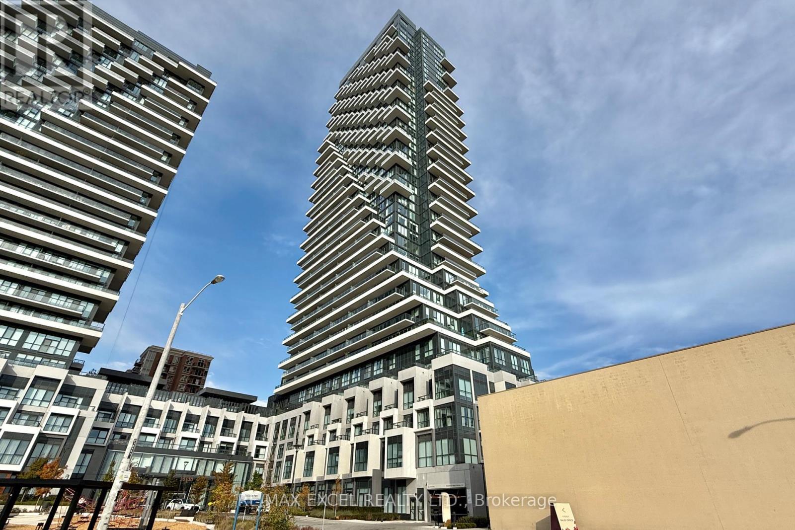 3409 - 30 Inn On The Park Drive, Toronto, ON - Outdoor With Facade