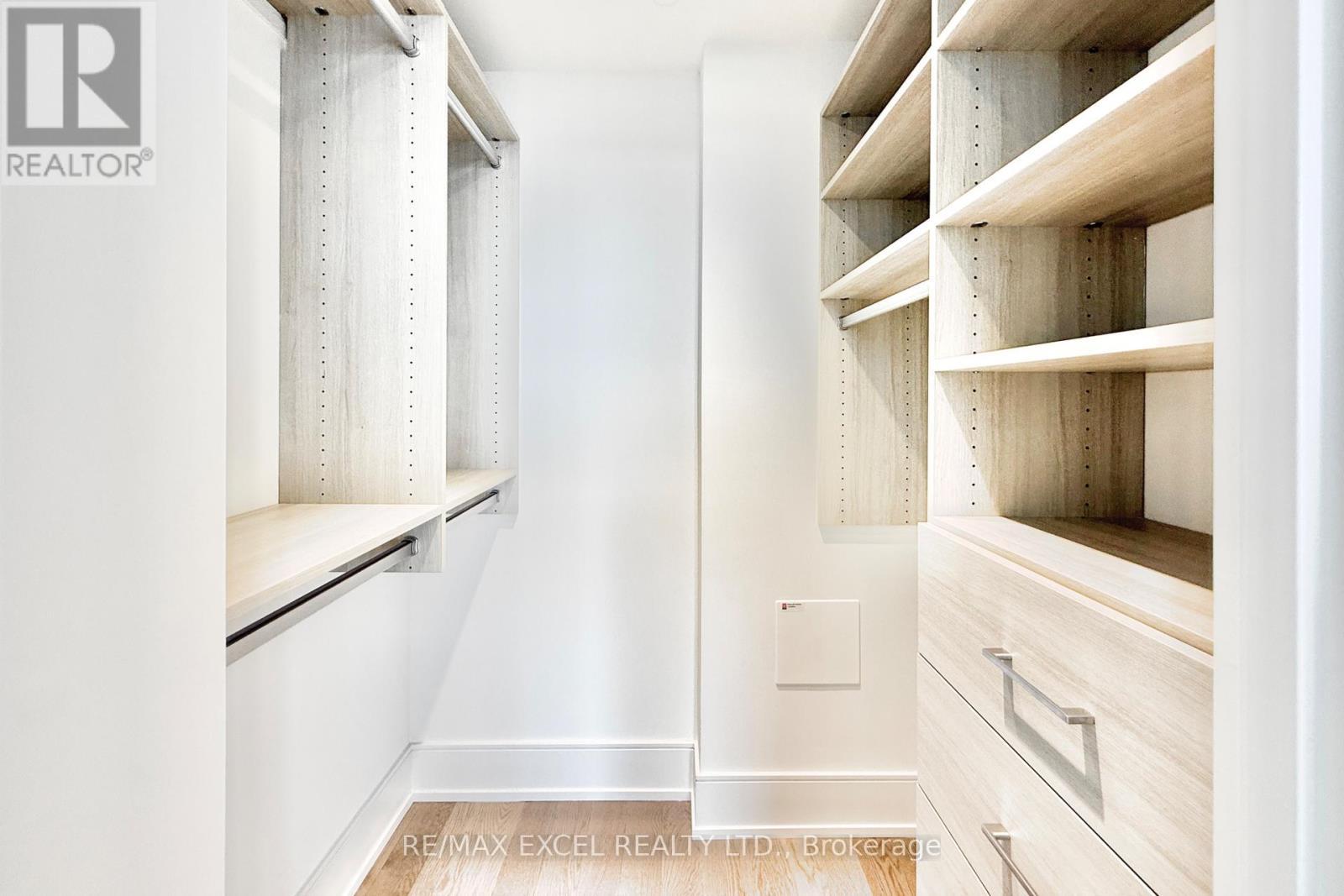 3409 - 30 Inn On The Park Drive, Toronto, ON - Indoor Photo Showing Other Room