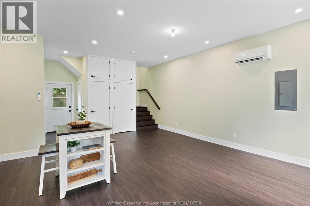 112 Windsor Avenue, Colchester, ON - Indoor Photo Showing Other Room